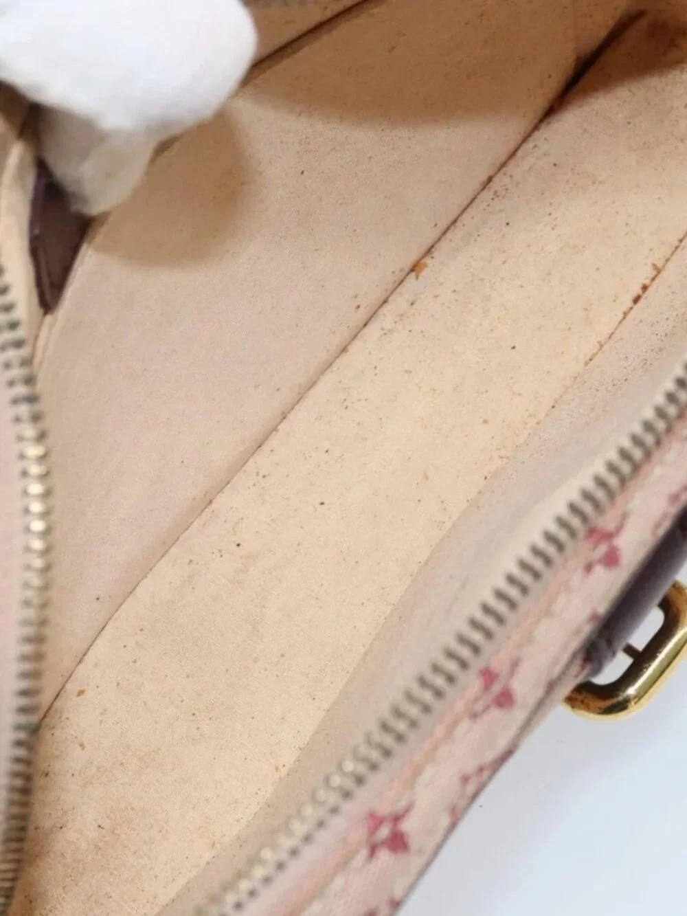 LOUIS VUITTON Monogram Mini Juliet MM Shoulder Bag Red M92219 LV Auth BA10930 - Picture 10 of 16